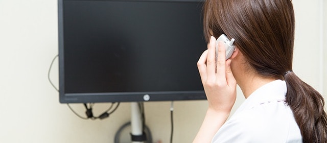 年間休日１２０日以上！住宅手当3万円支給！家族でも2.5万円支給！また家族の入院費治療費も２か月後の給与で返ってきます！また病棟未経験でもキャリア別ラダーがあり、退職率は驚異の１ケタ％です！